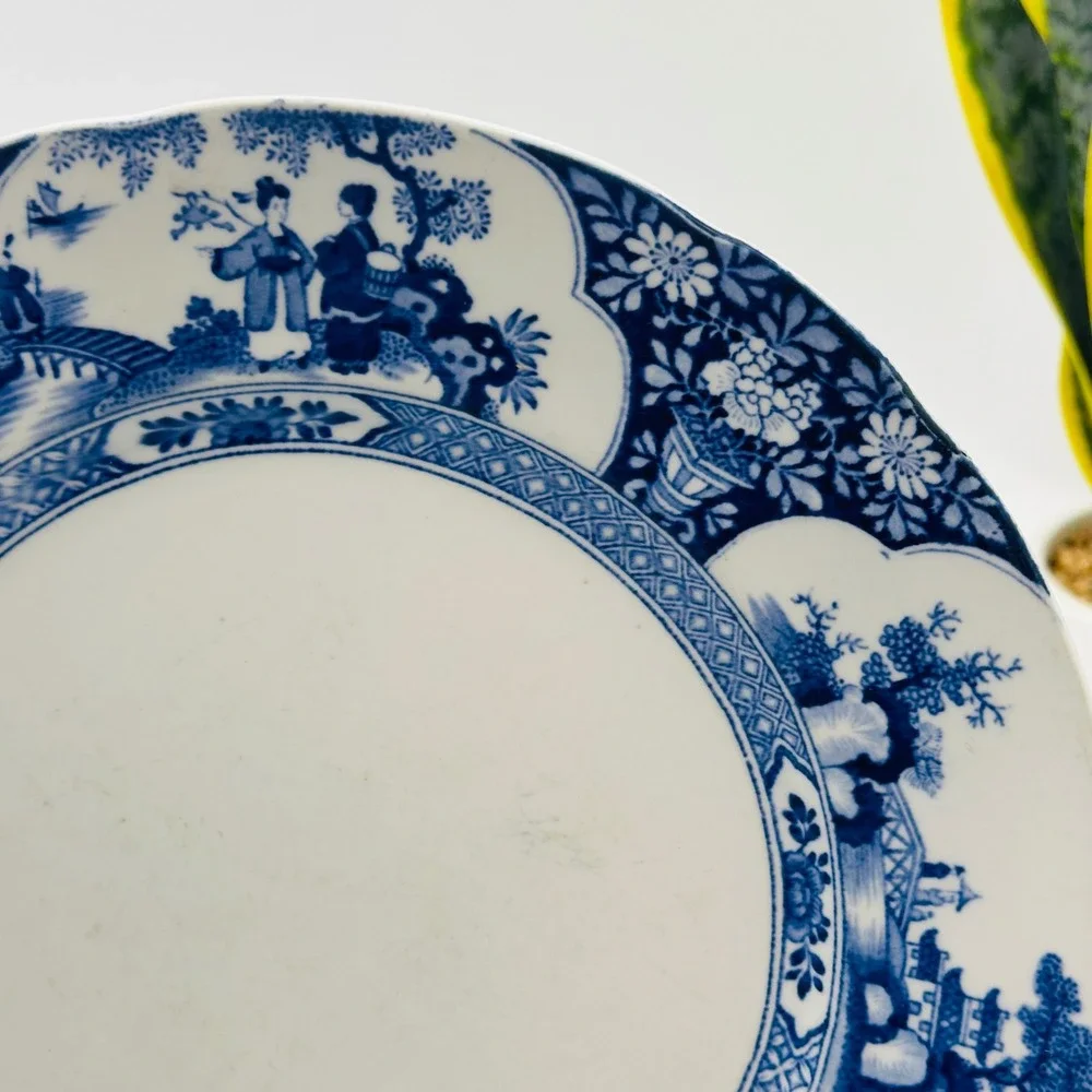 Vtg Booths Ming Silicon China Blue White Scalloped Dinner Plate England 9.75